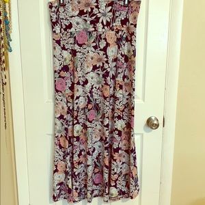 Long LuLaRoes Skirt.  Worn once.
